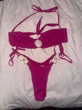 Guess Magenta Ring-Detail Bikini